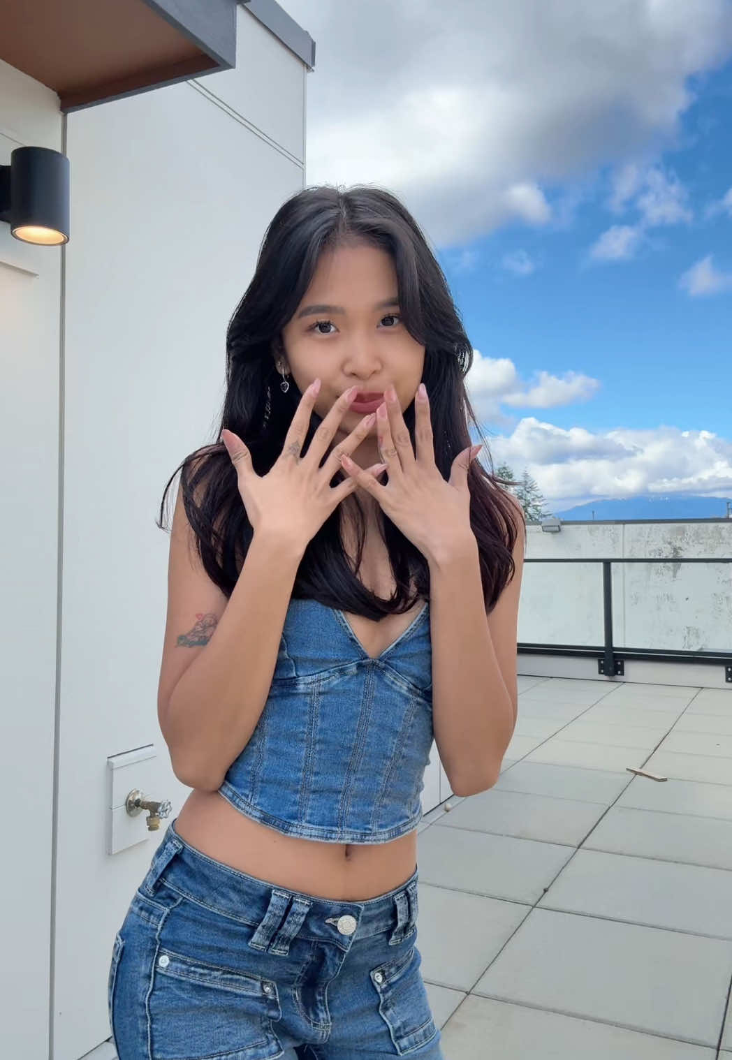 @Khin Suu Yee