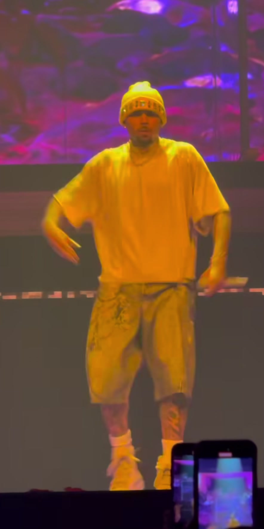 @Chris Brown fan page