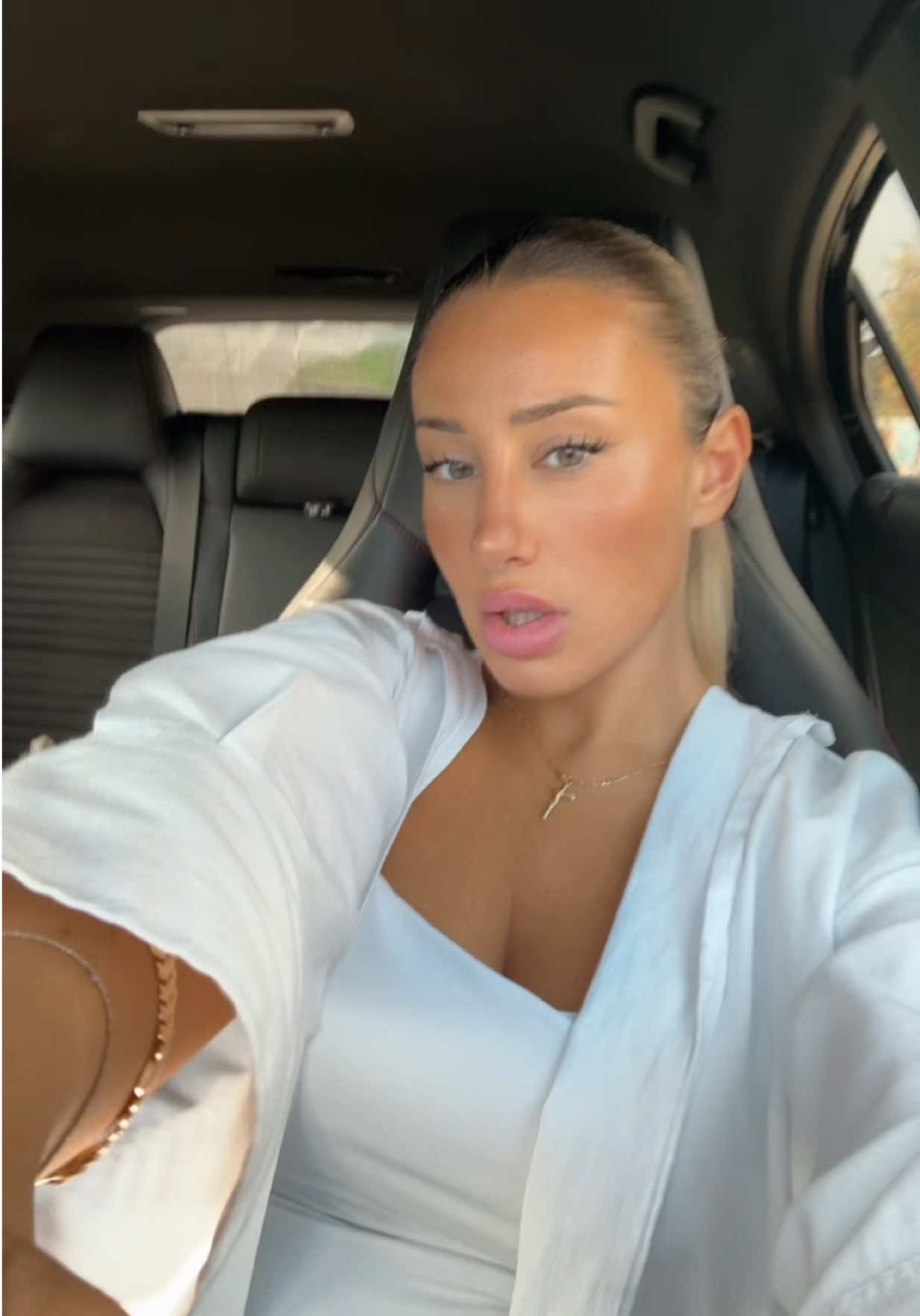 @Ana-Maria