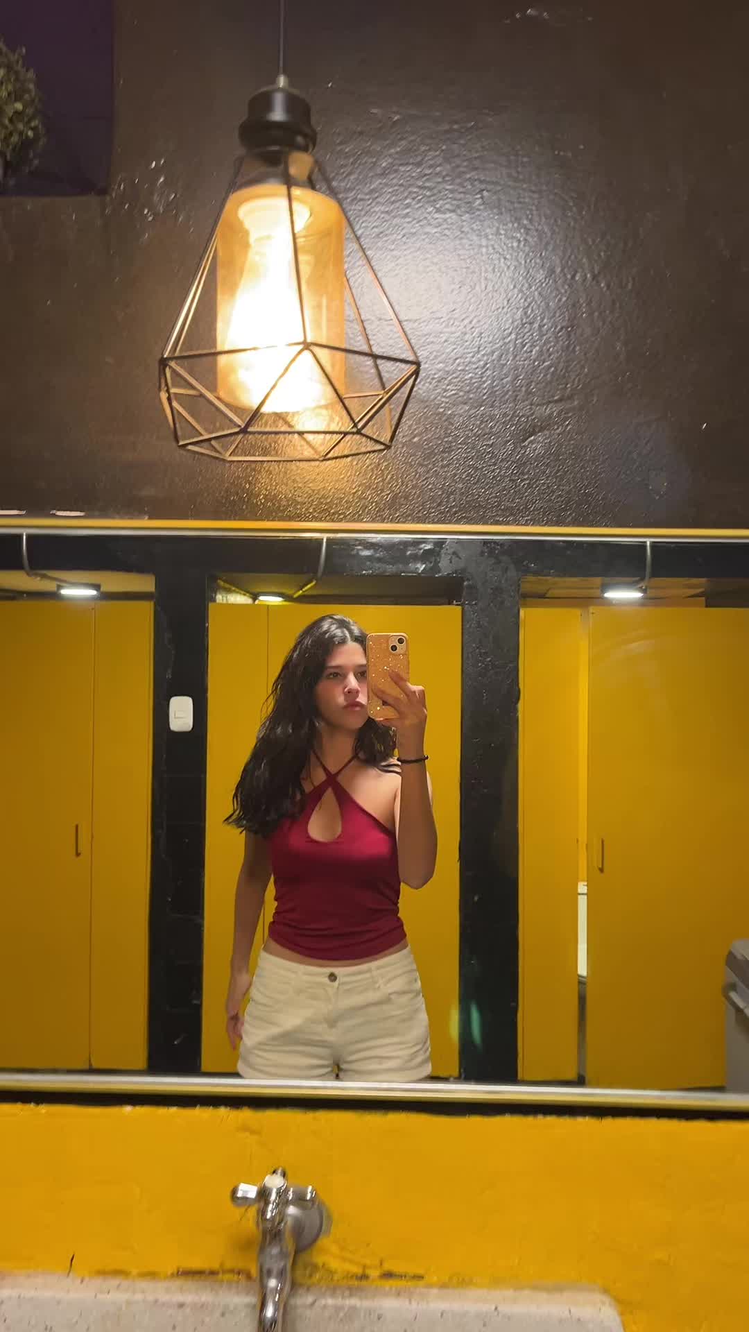 @Antonella Soto