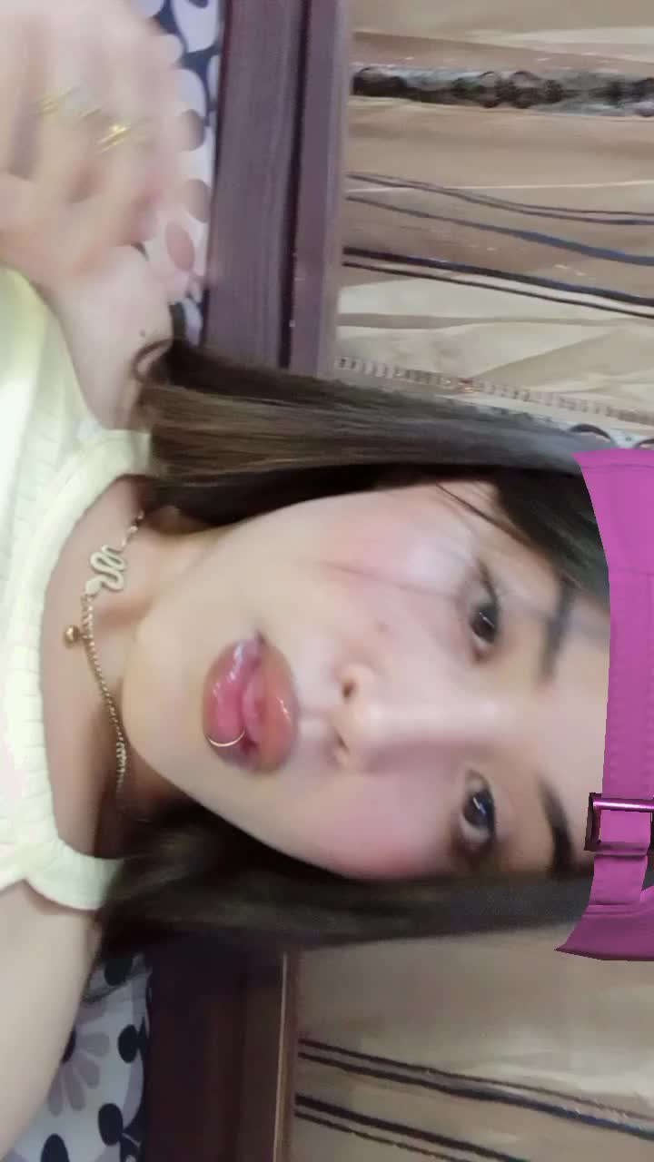 @🦄