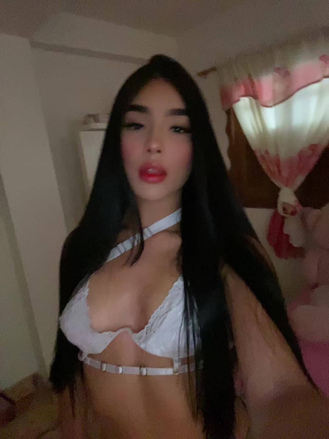 @𝓨𝓮𝓲𝓭𝔂 𝓛𝓸𝓻𝓮𝓷𝓪🫧