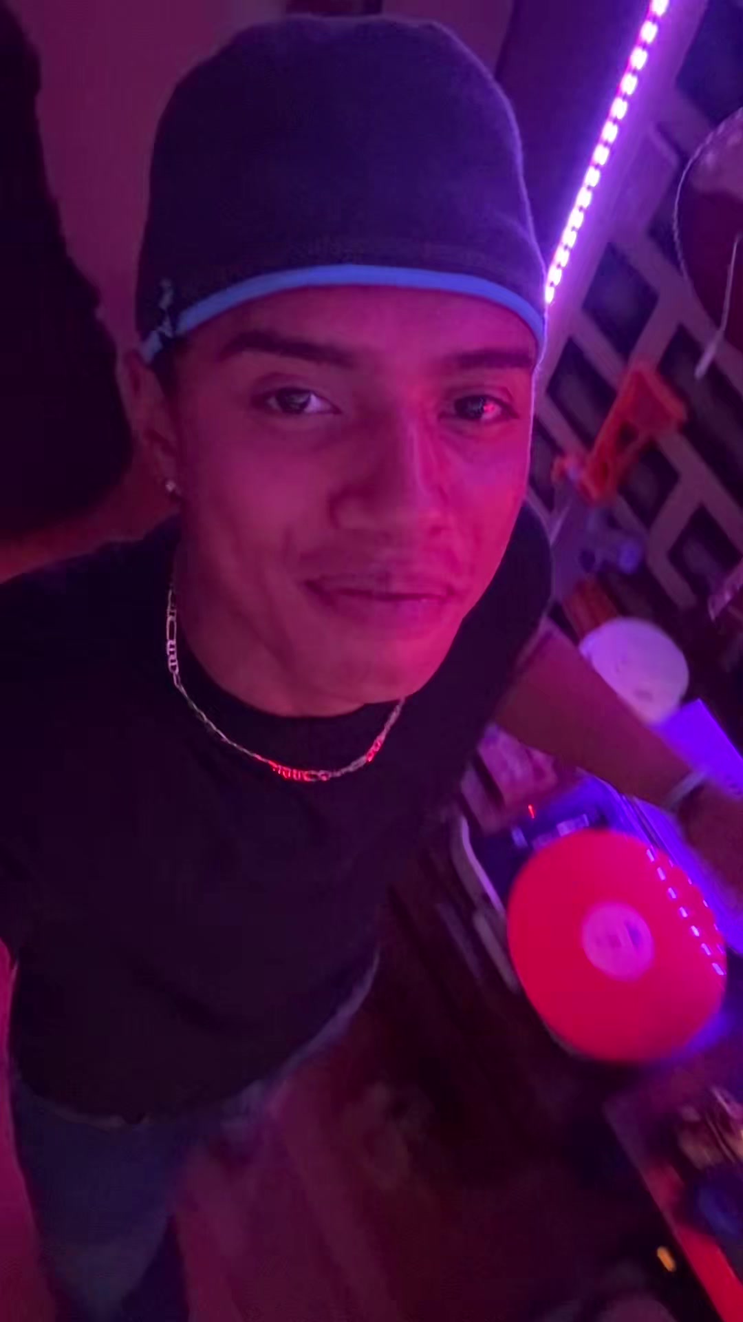 @Bo