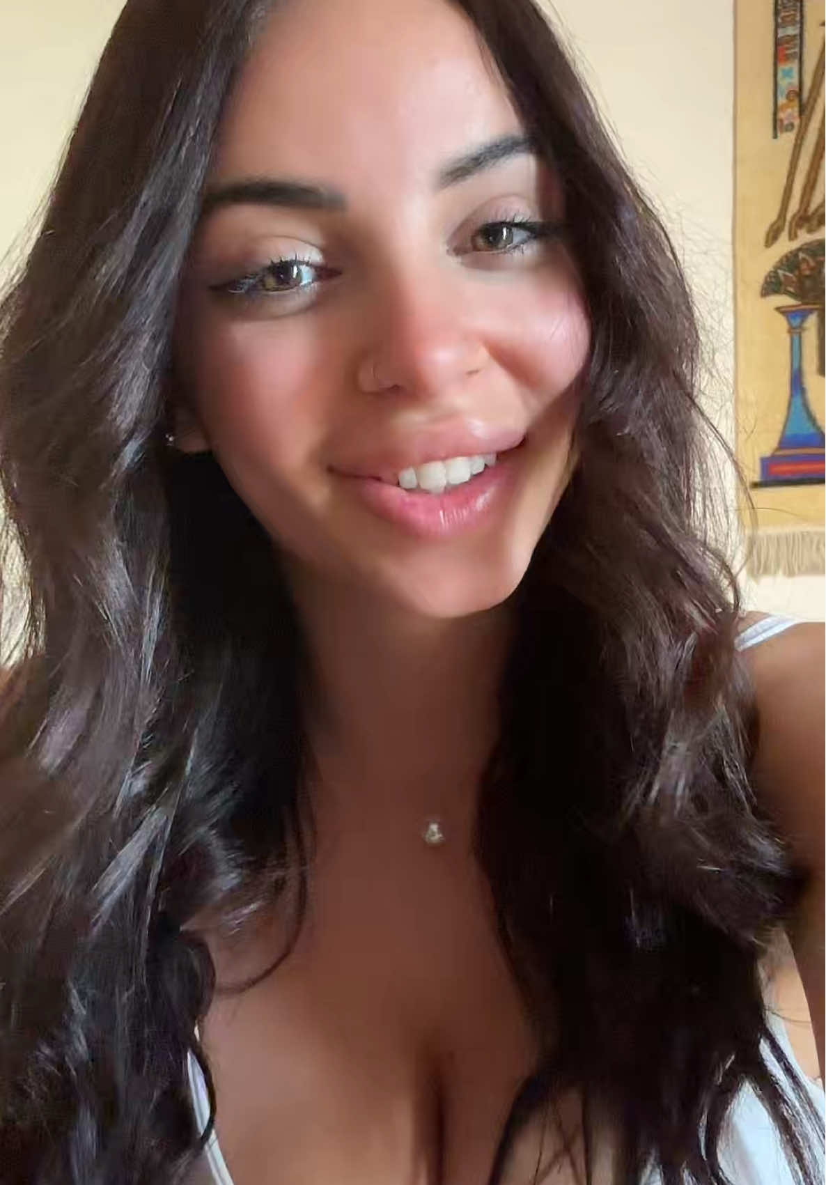 @Laura🦂