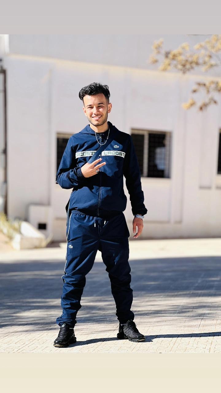 @Akram Boudebbiha