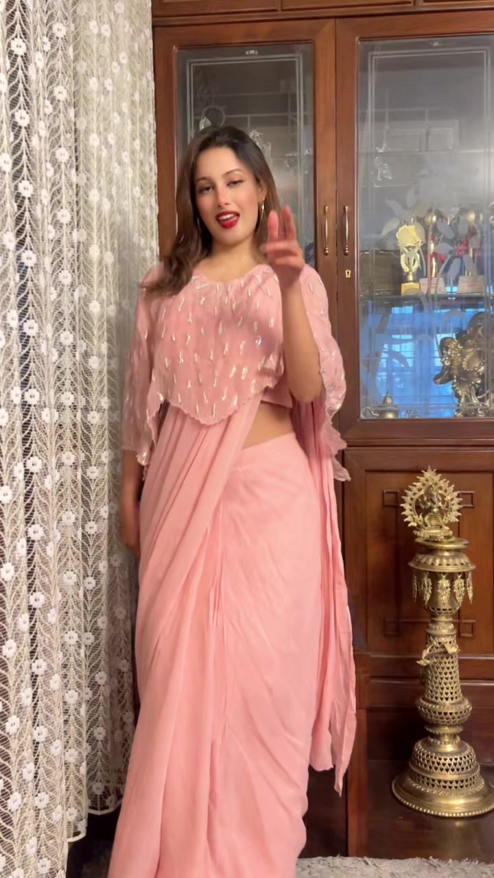 @Niharika_collection