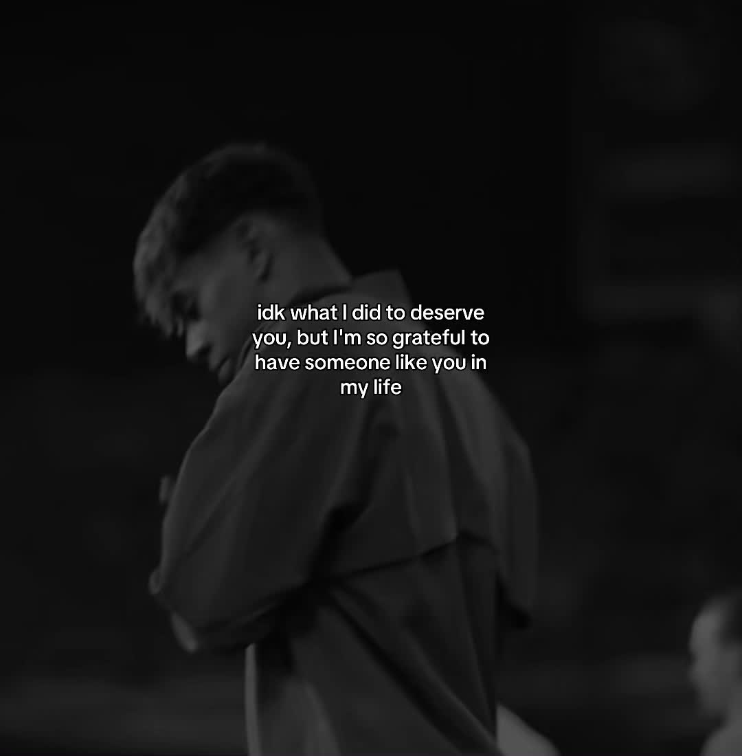 @(ᴇ ᴍ ɪ ʟ ʟ ɪ ᴏ)