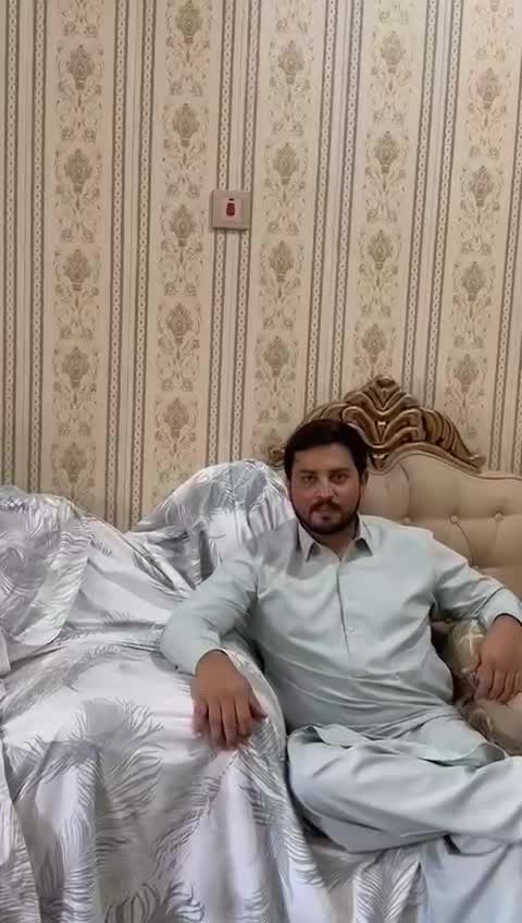 @MALIK AWAIS