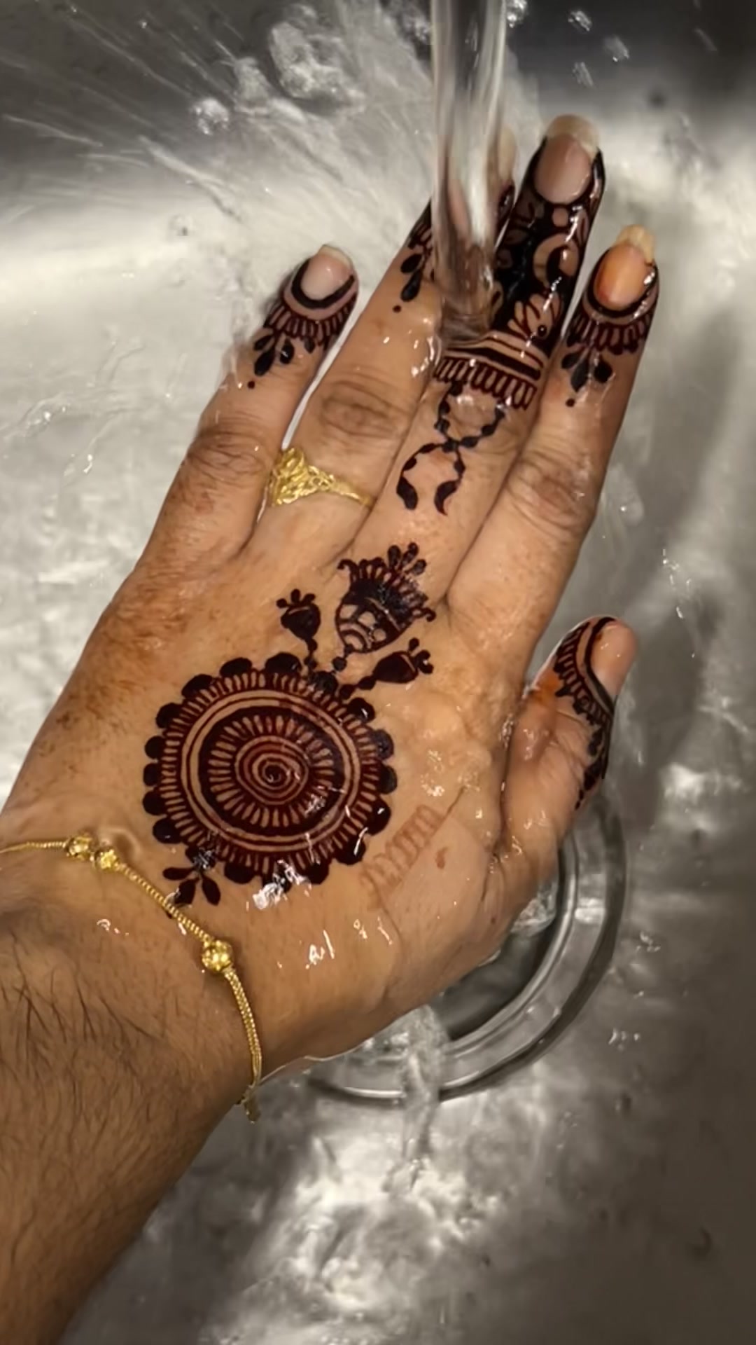 @_hemazhennaglam_