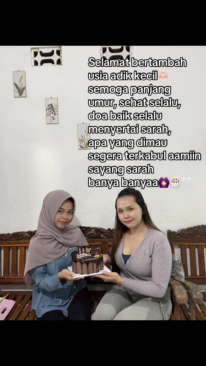 @YulianaLarasati