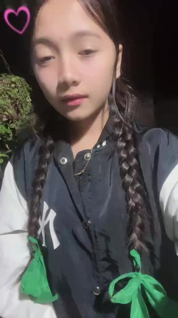 @🦎