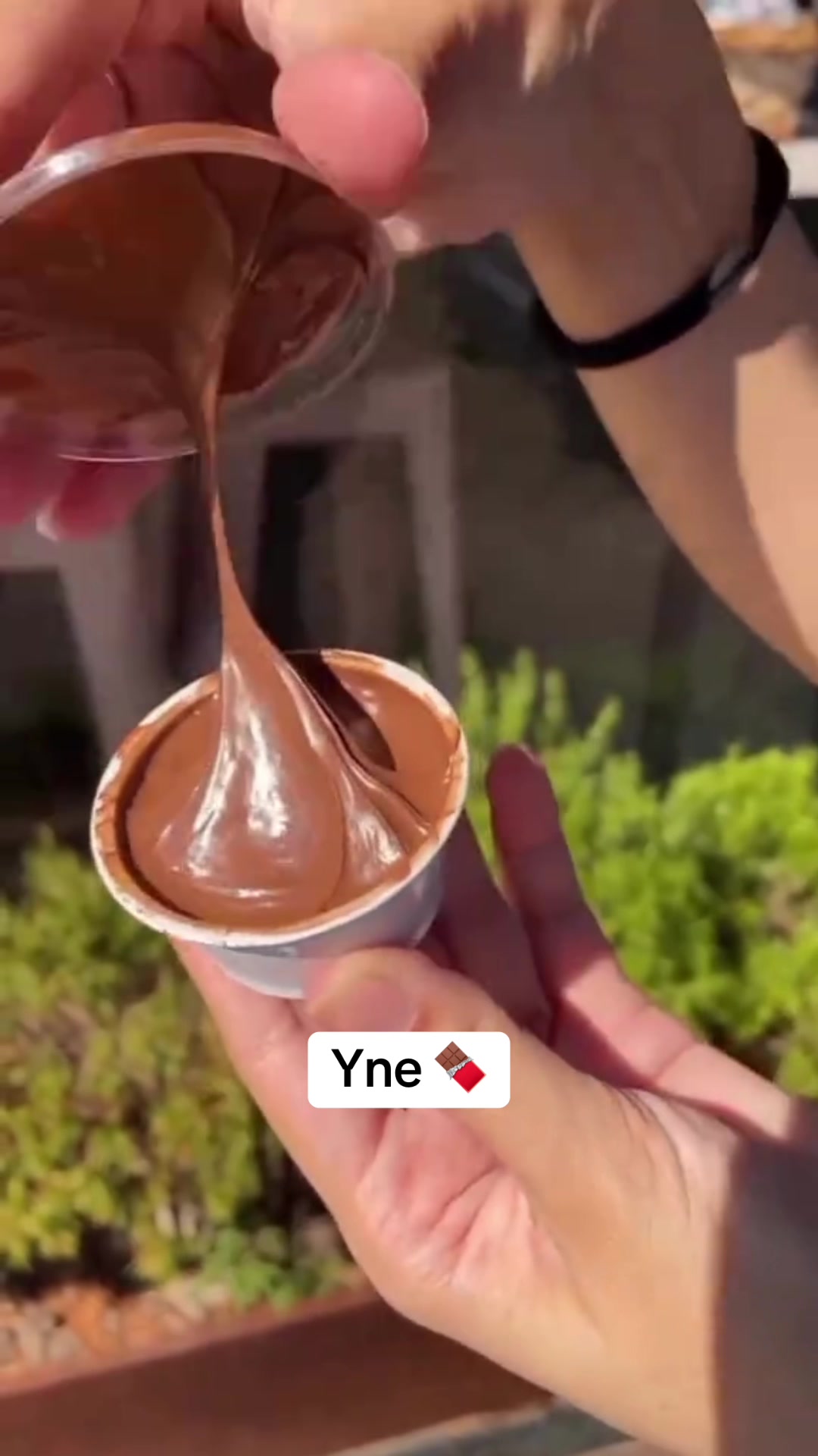 @🍫