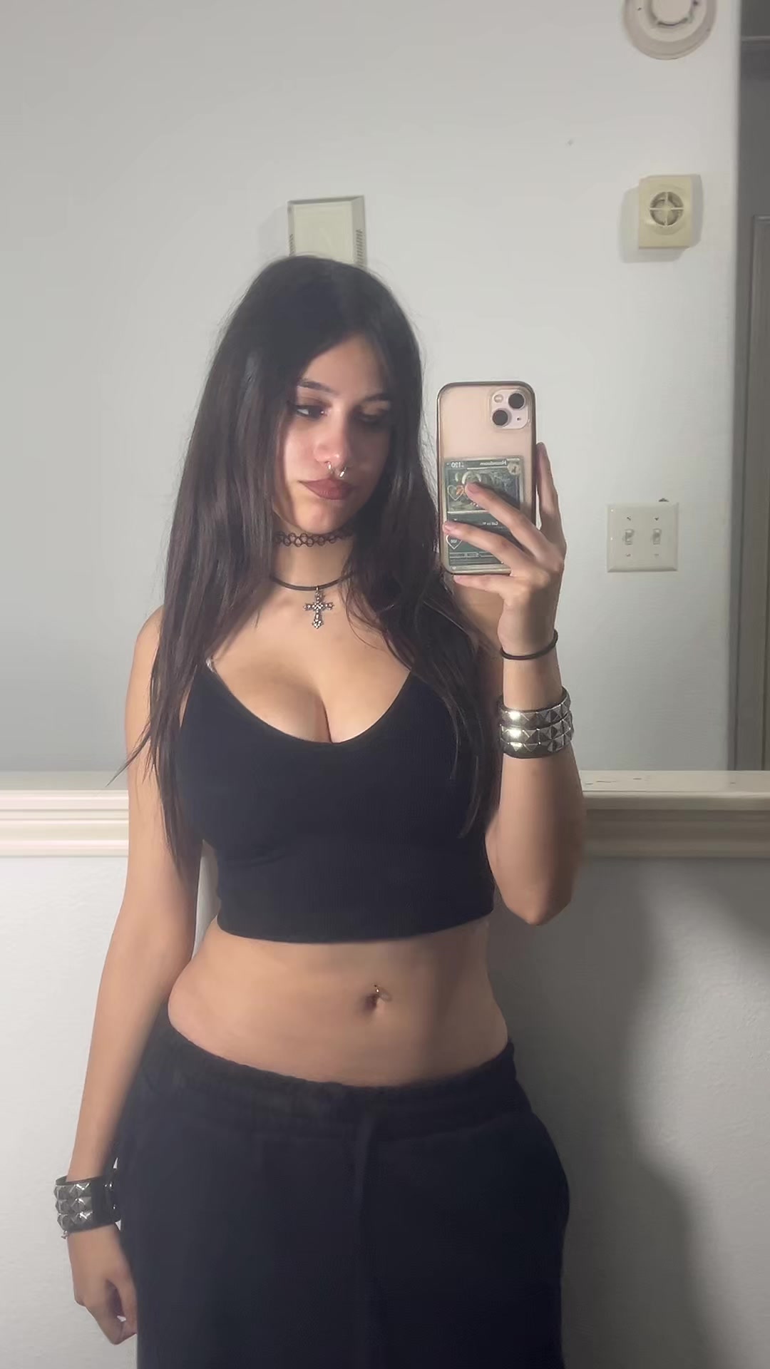 @zom🐝