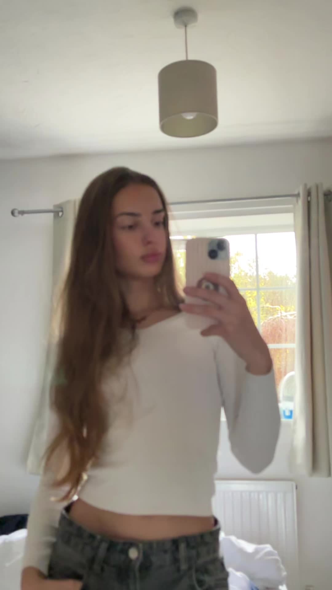 @🦢Adrija🦢