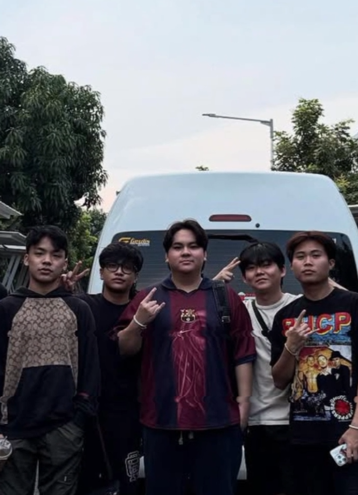 @Allboytzy.