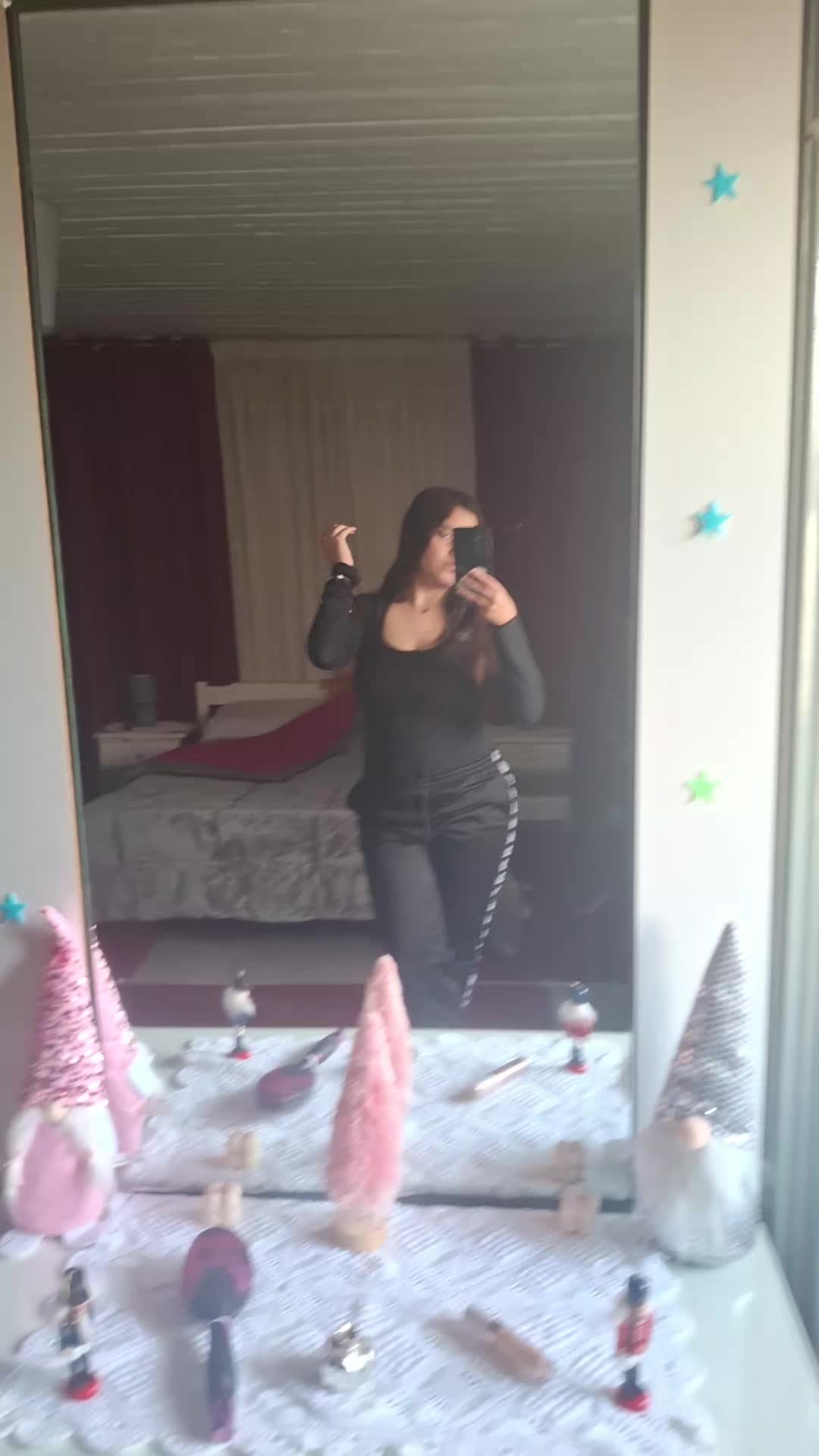 @Theodvrafvtopoulou🦈🦈🦈🩷
