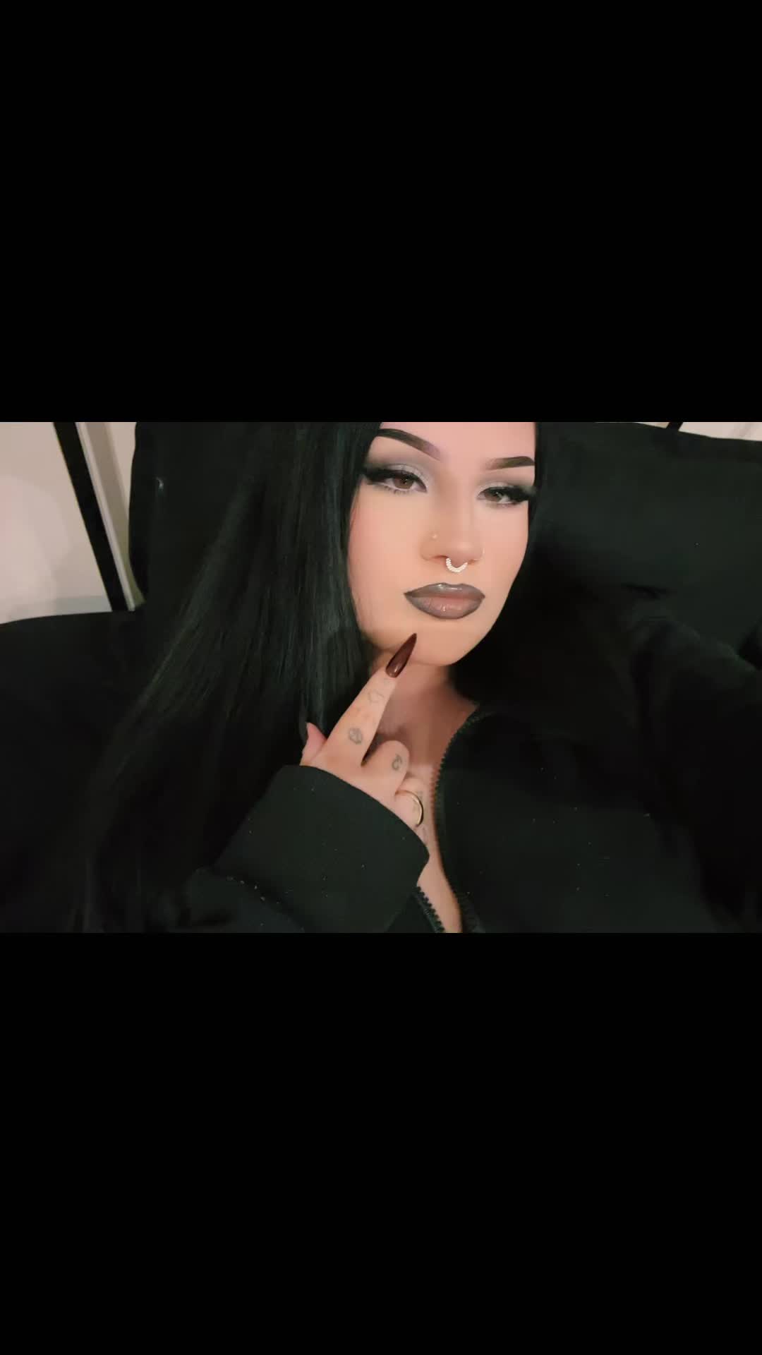 @𝗏𝖾𝗇𝗑𝗌
