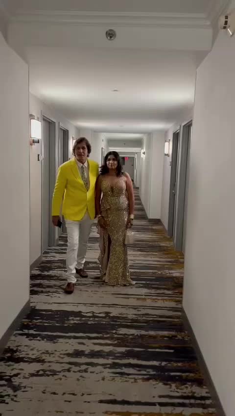 @Meenu Gupta of VOG USA INC