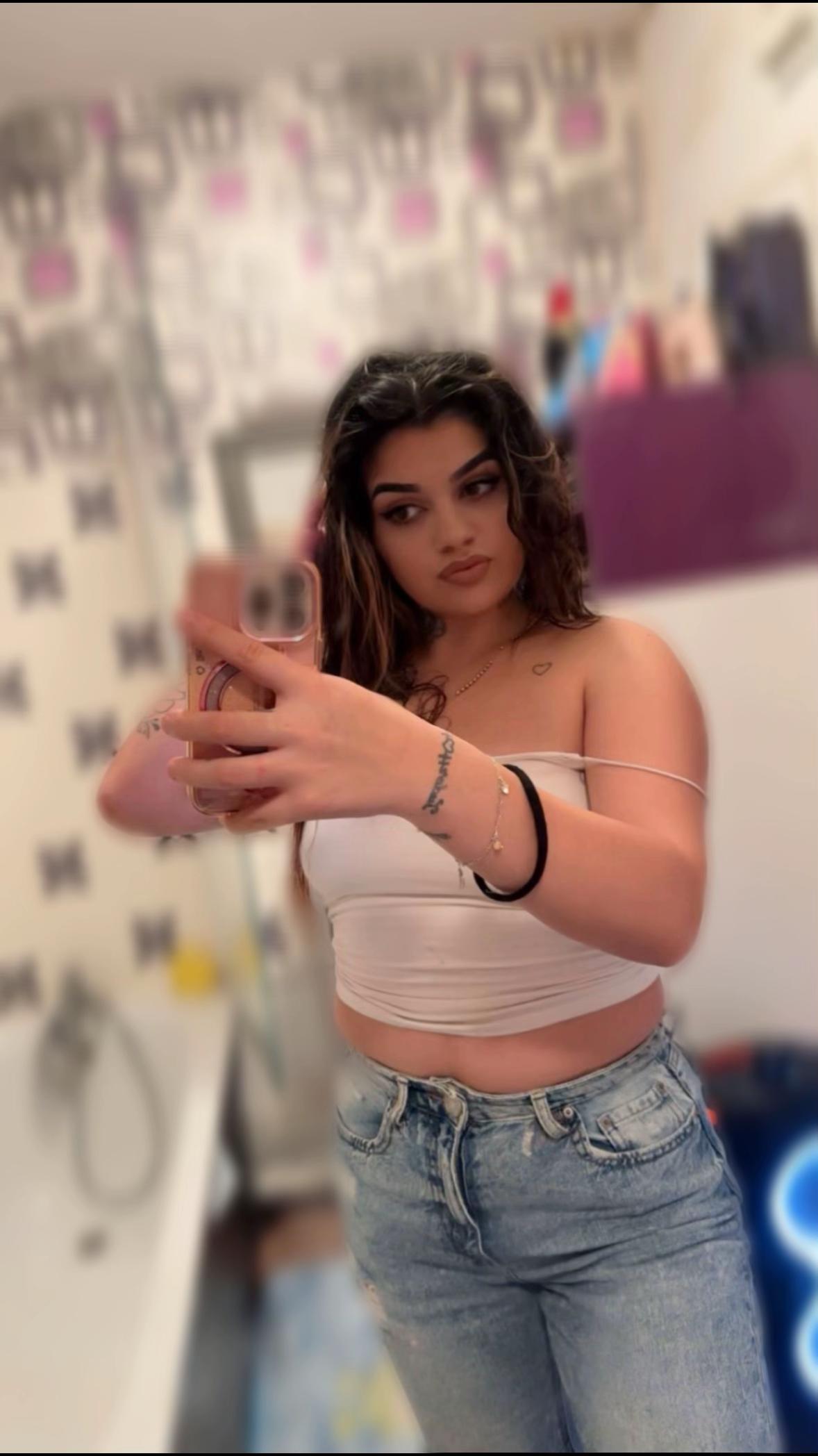 @👸🏻🖤Alessya Amira👸🏻🖤