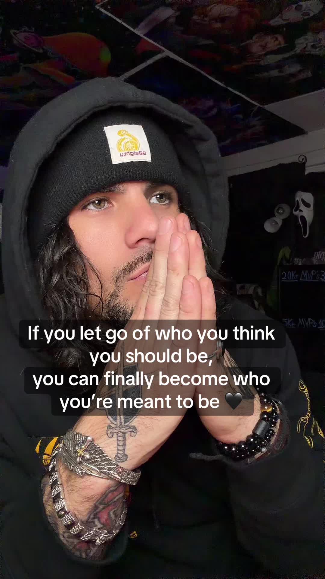 @Adrian🖤⚔️💜