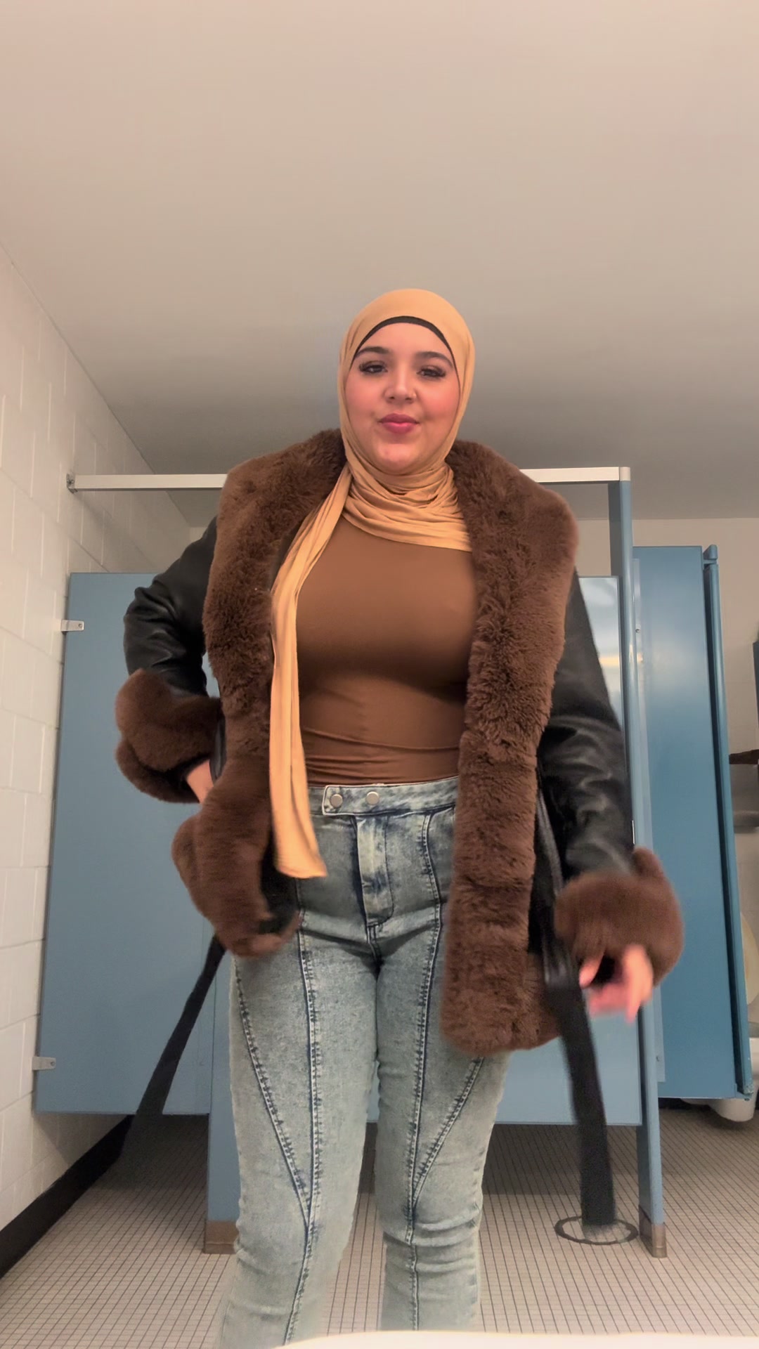 @Luna | The Halal It Girl