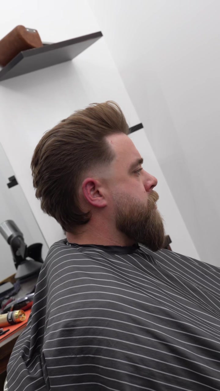 @MahniHair