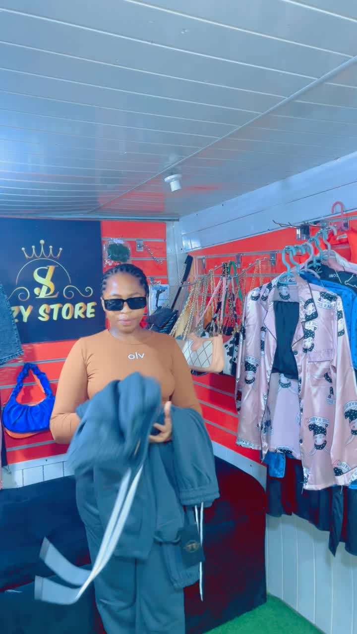 @lizy&mdash;store