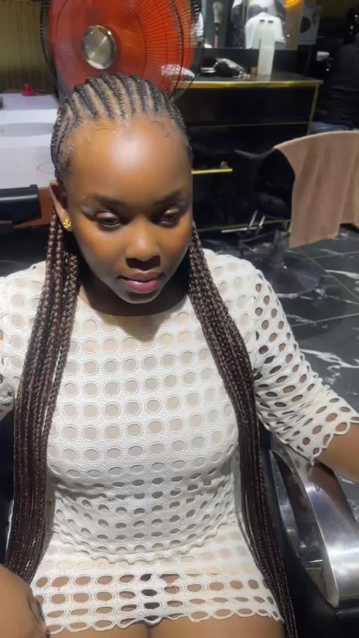 @Unisex saloon In Isolo