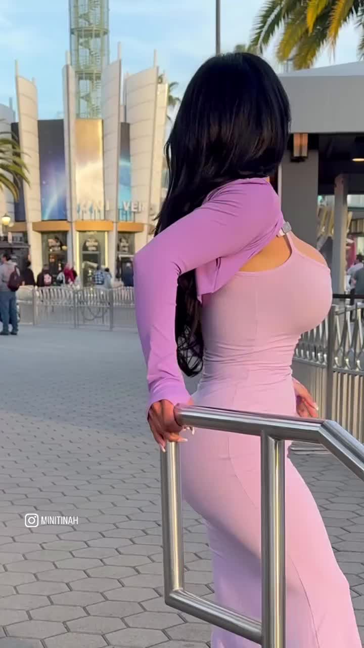 @Penelope_Hamilton