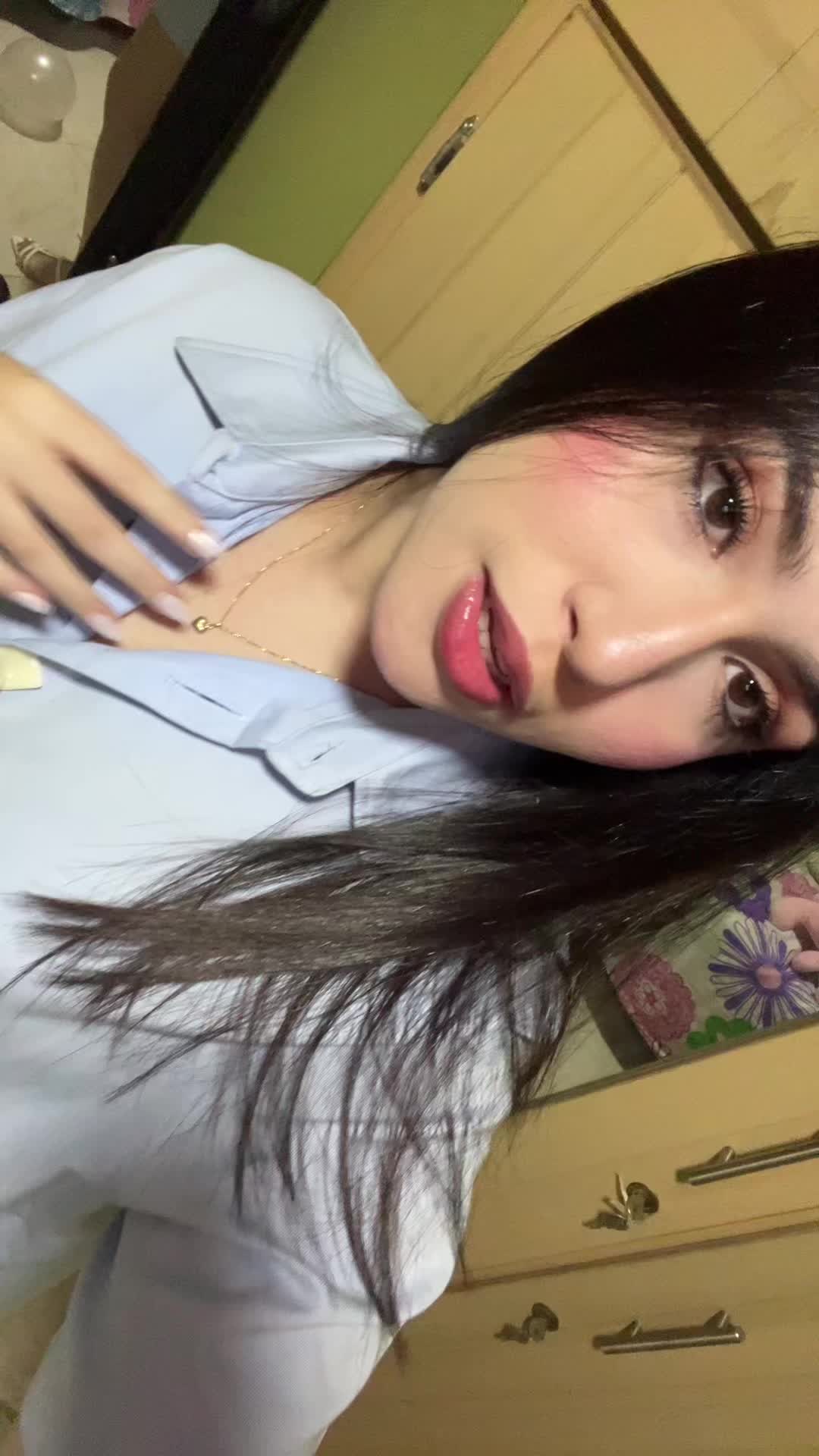 @Valeria