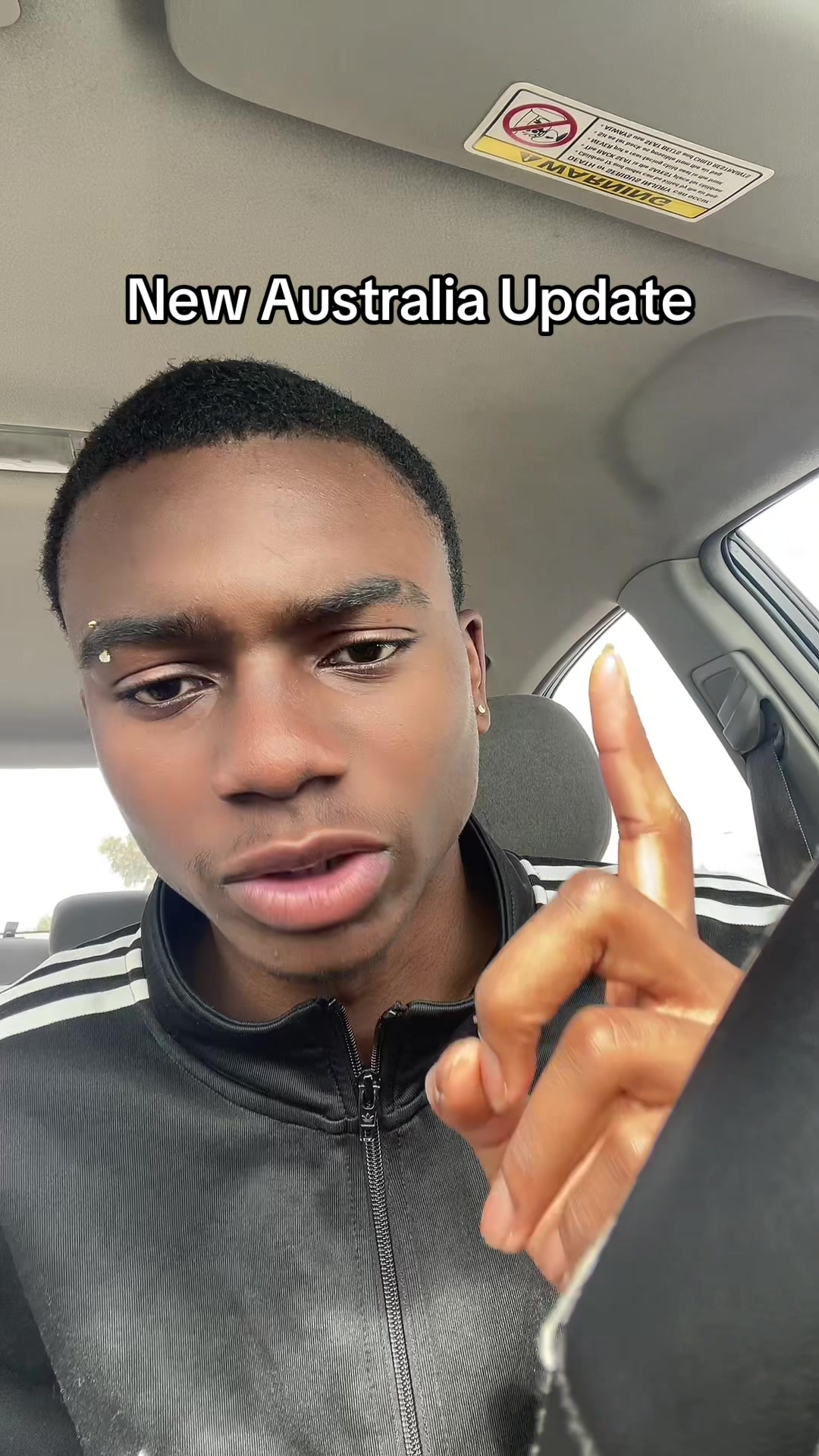 @v1sionjay
