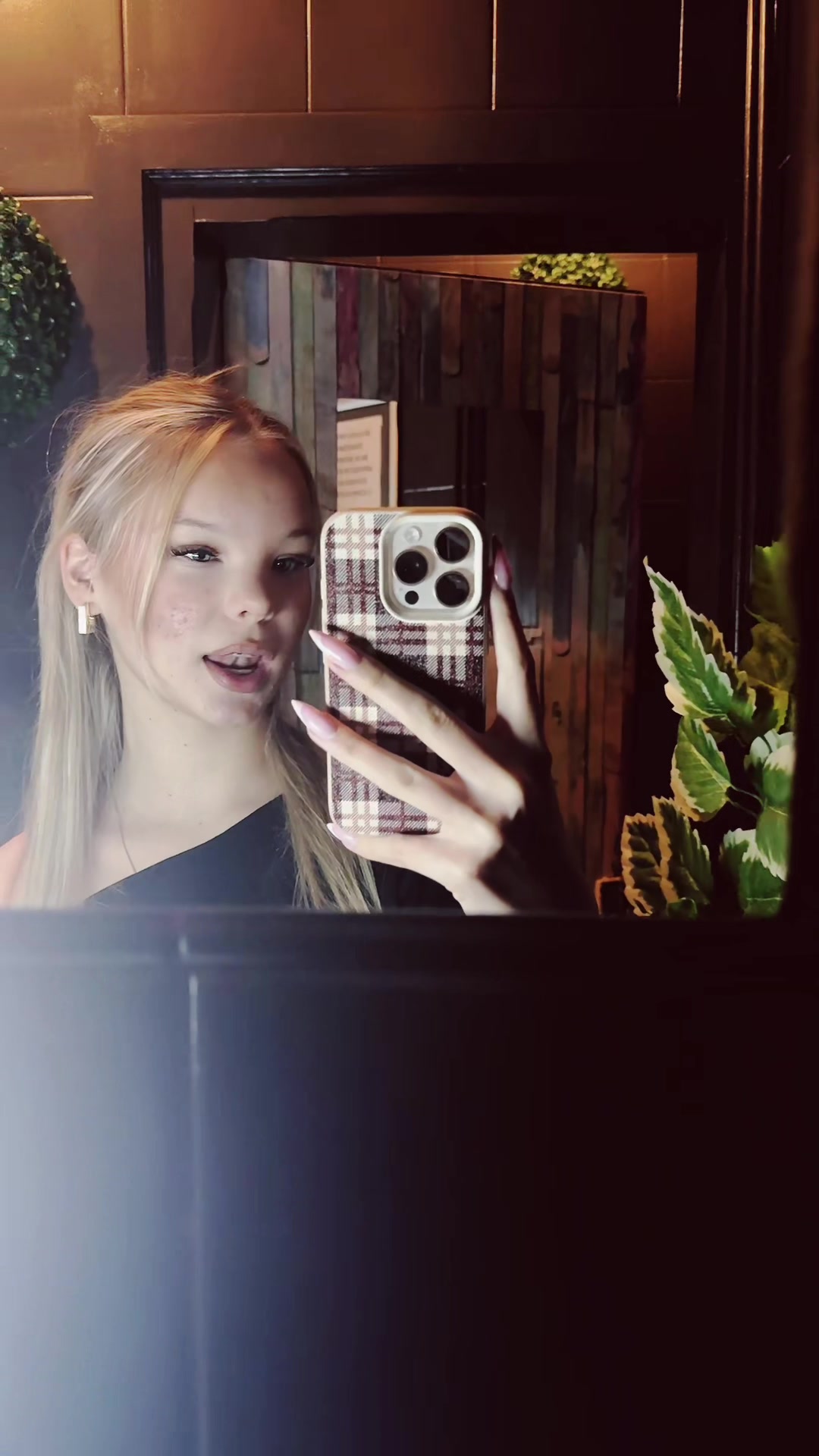 @Sara🎀