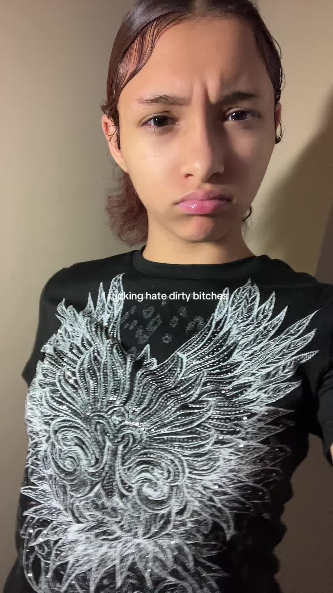 @𝔓𝔬𝔰𝔰𝔢𝔰𝔰𝔢𝔡𝔅𝔢𝔞𝔲𝔱𝔶