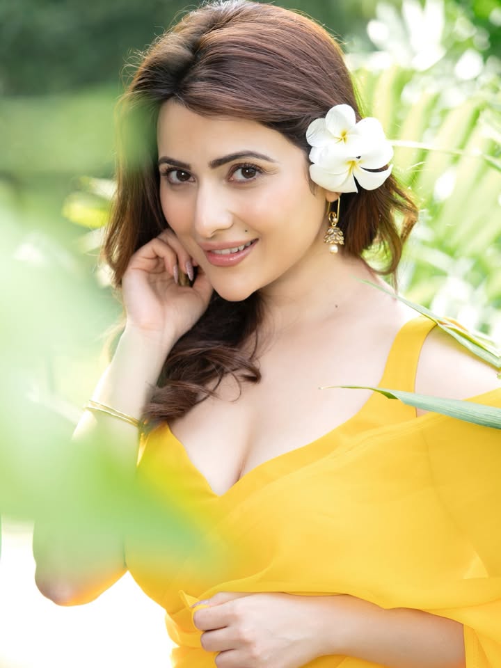 @naazuk