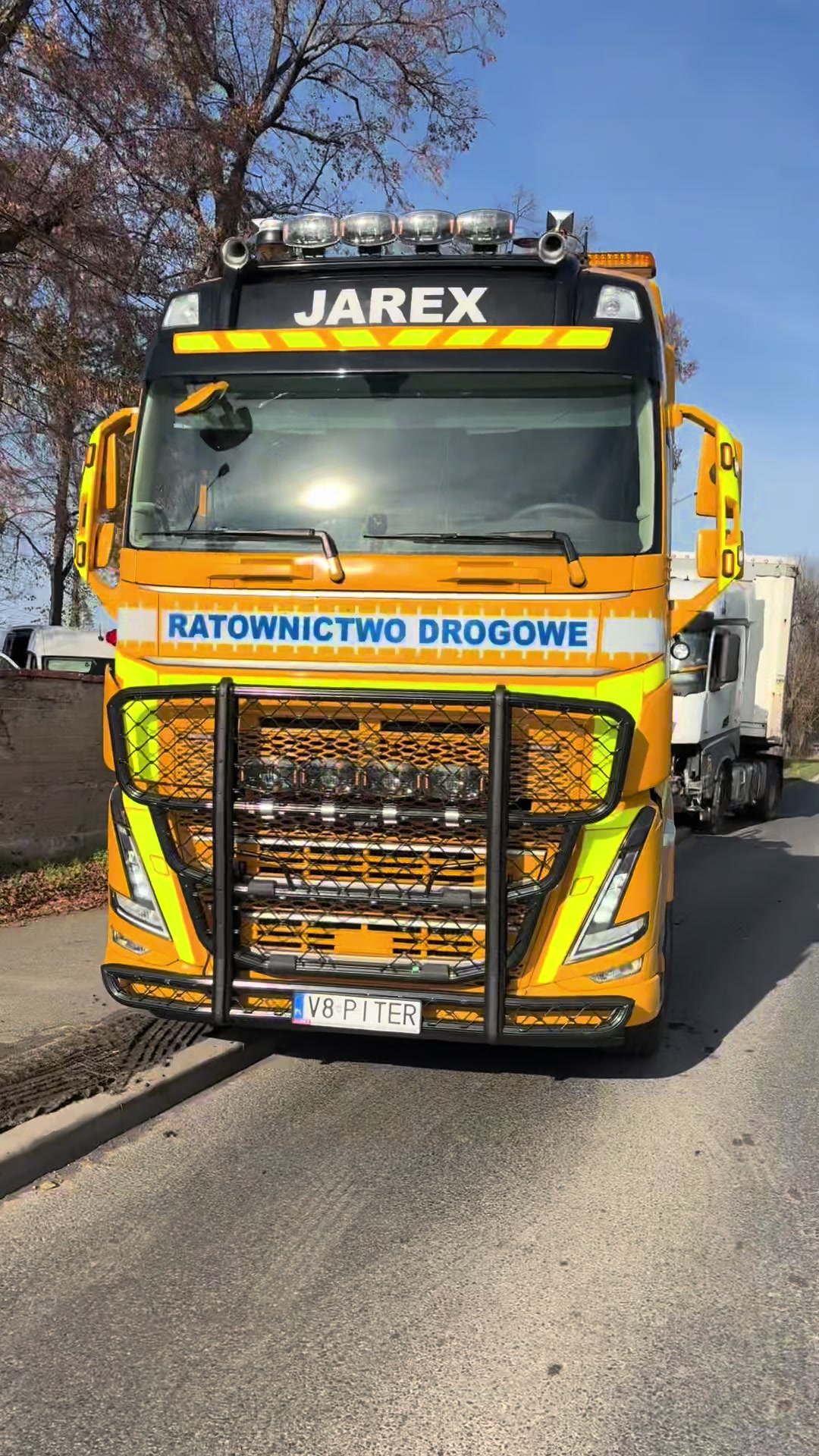 @Pomoc drogowa JAREX