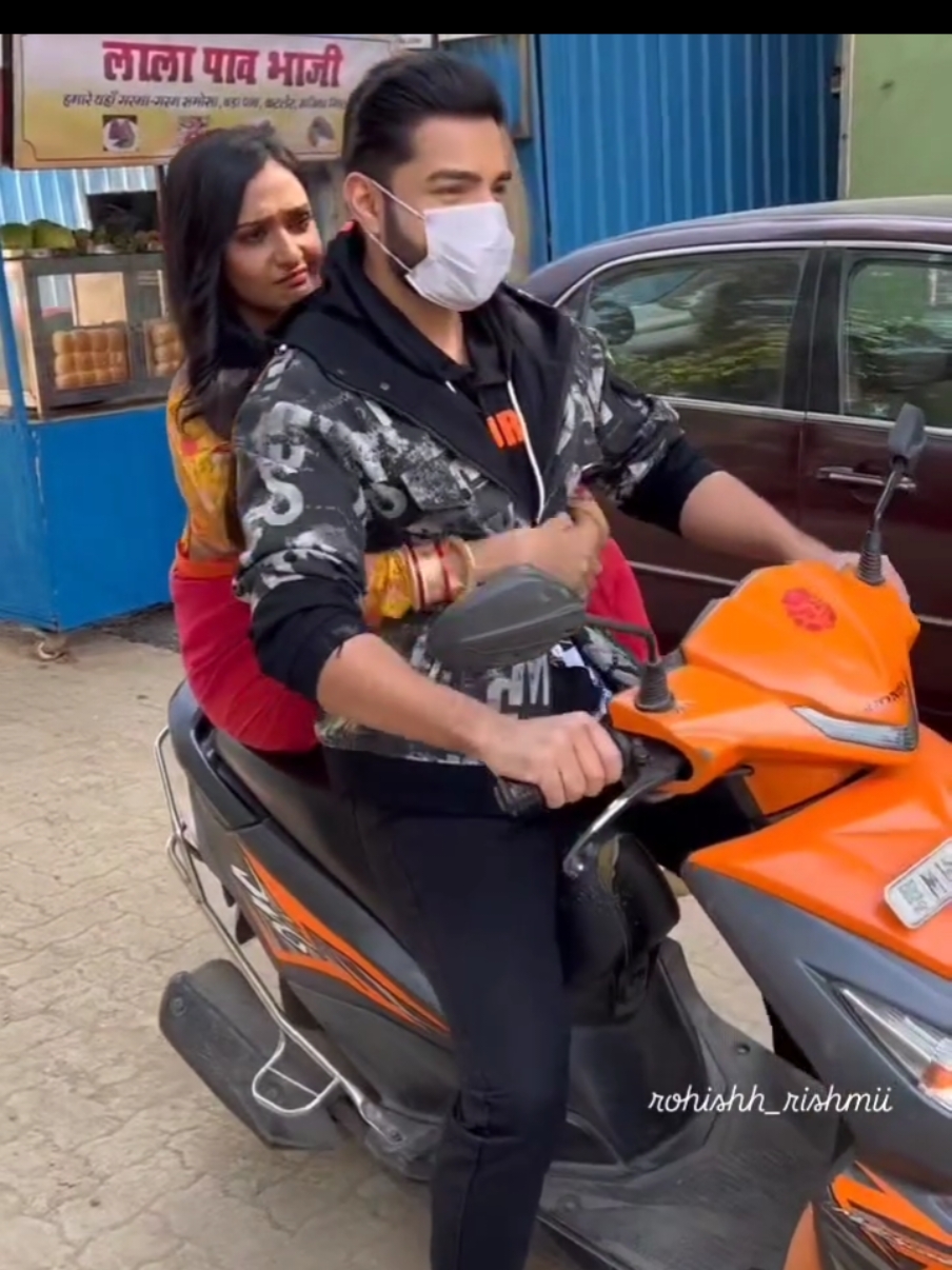 @Rohish_Rishmii