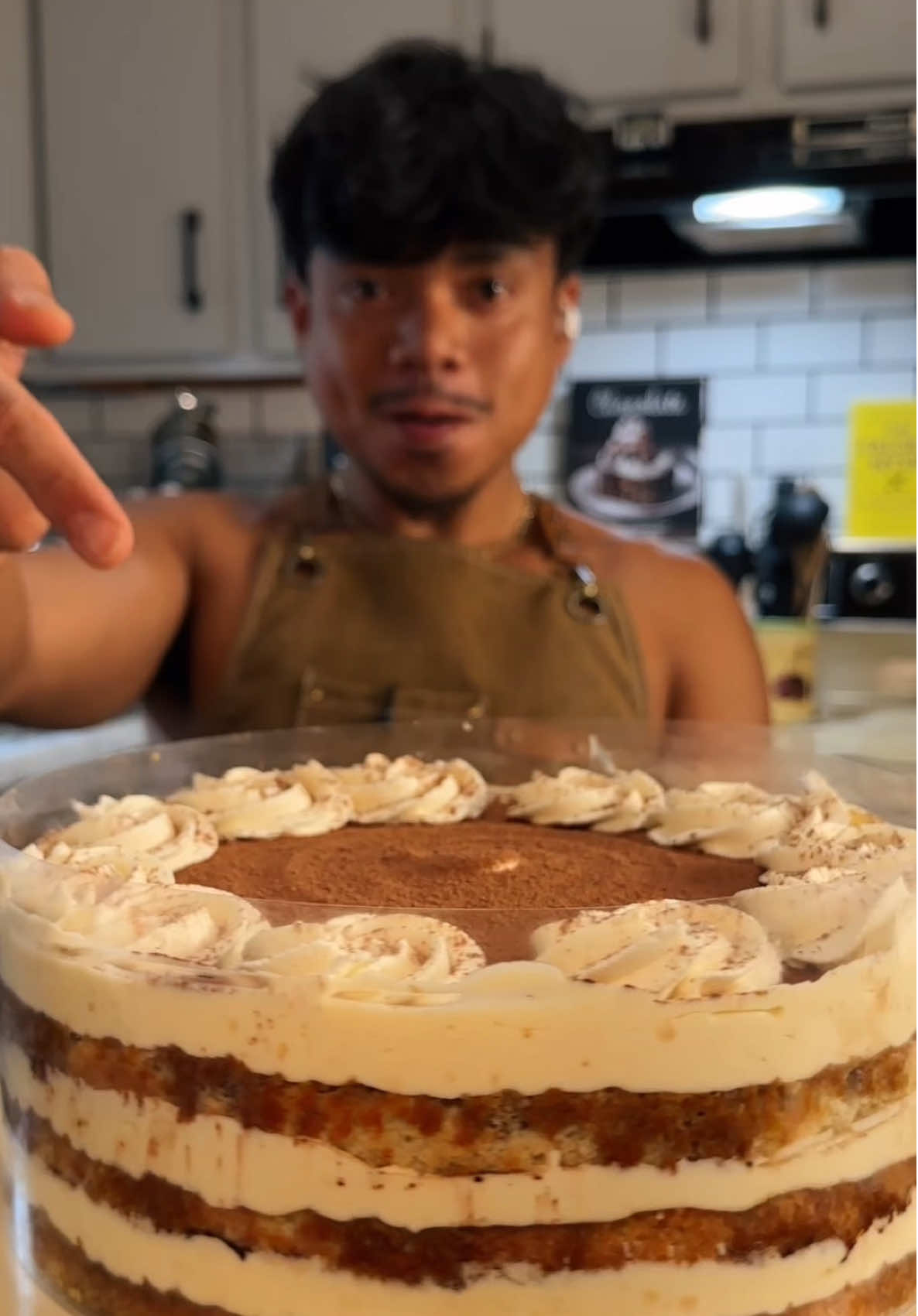 @theshirtlesshomebaker