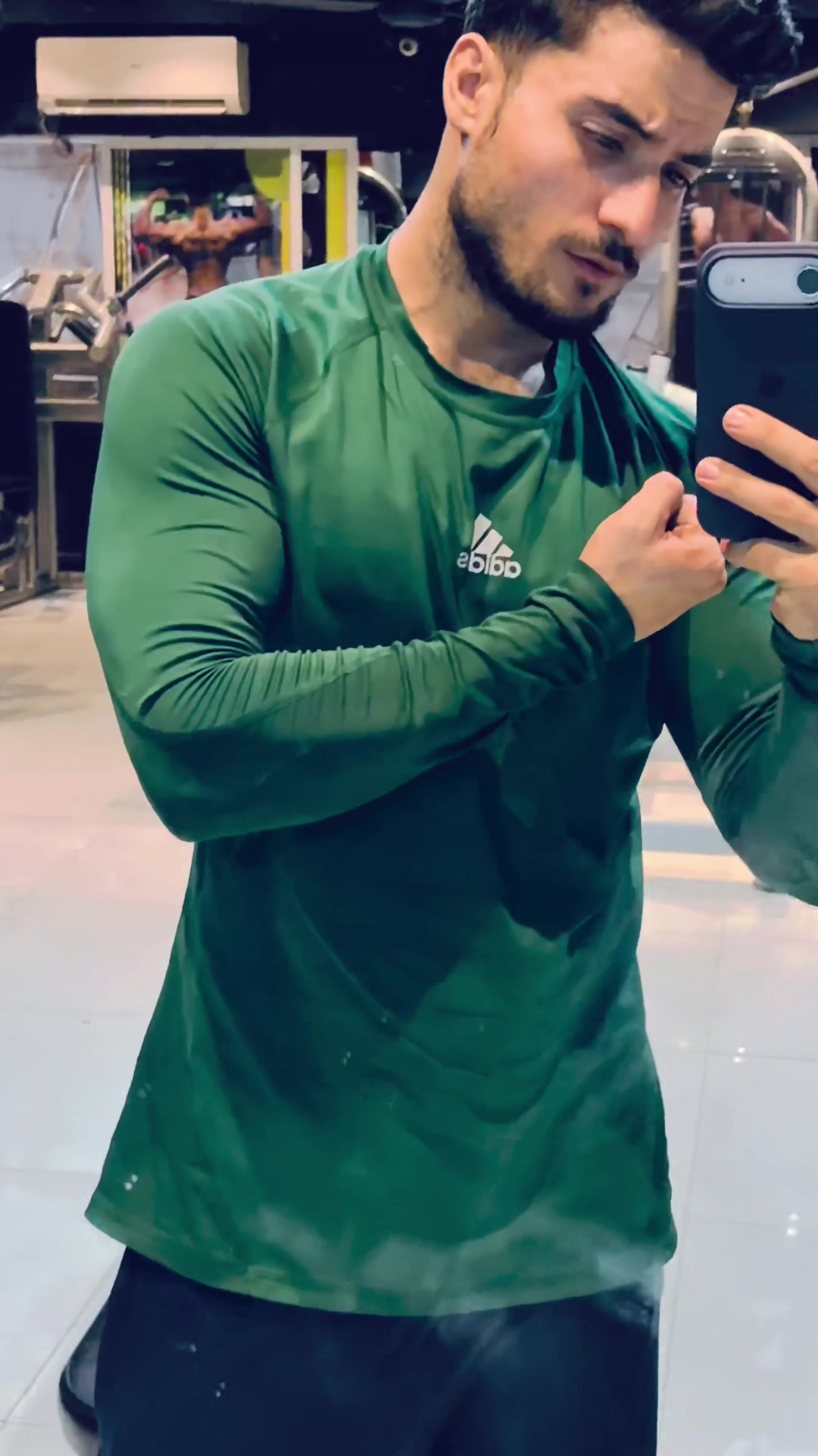 @👑S_H_A_M_S👑