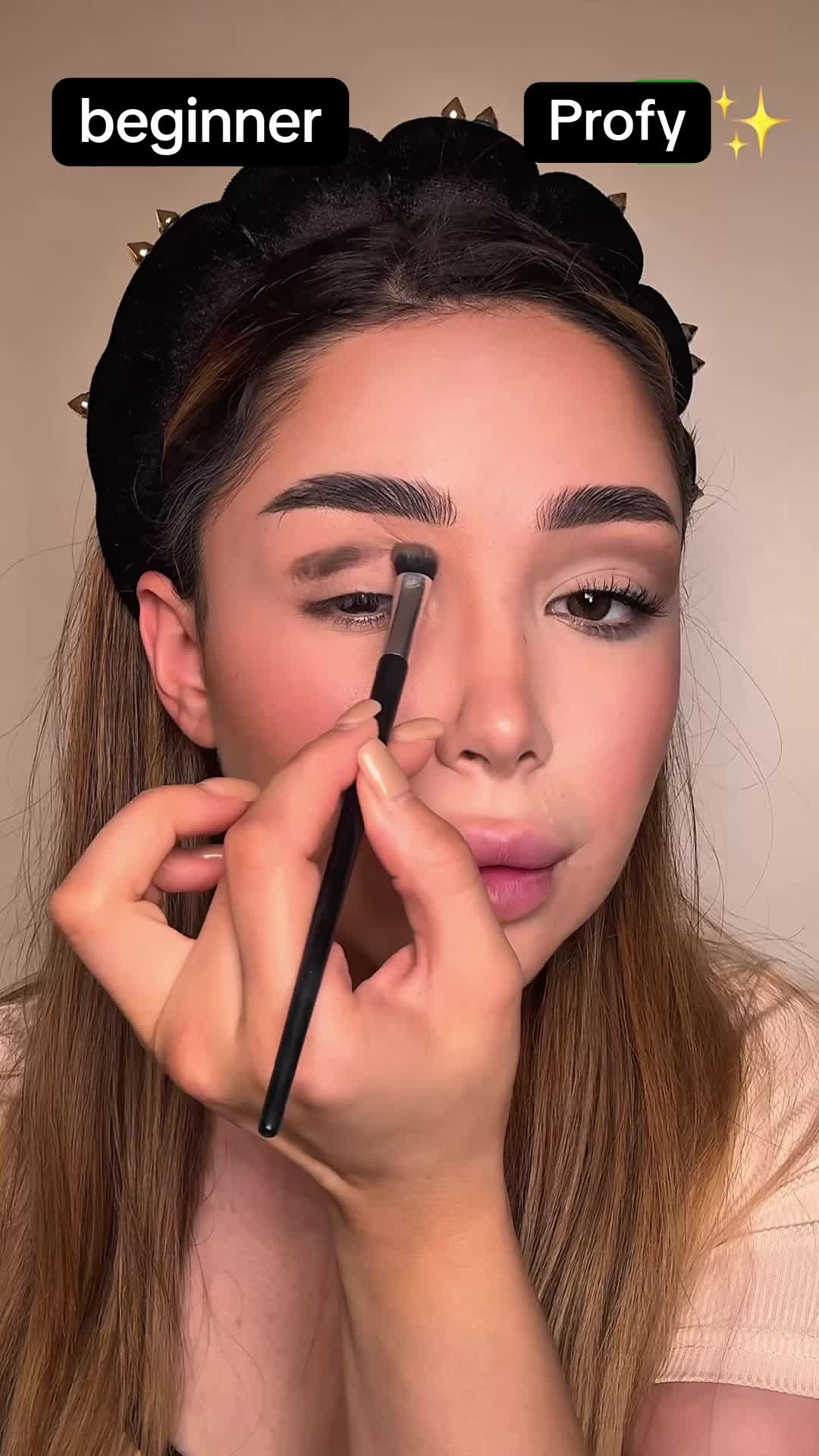 @anisavisage