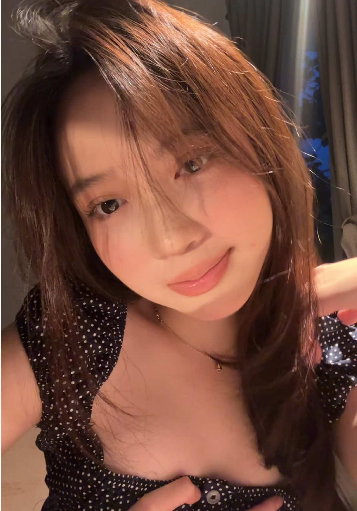@lareina