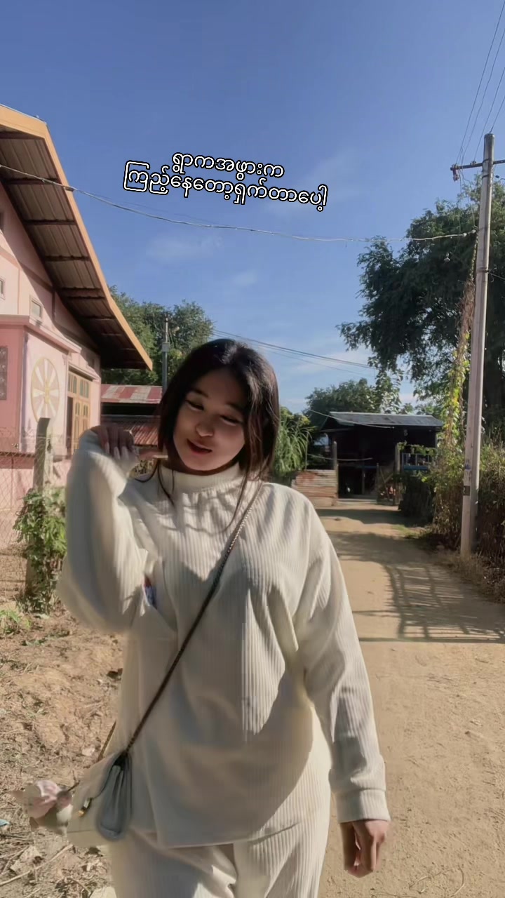 @သဘာဝ (နေပြည်တော်သူ )🍀ပန်ပန်🍀