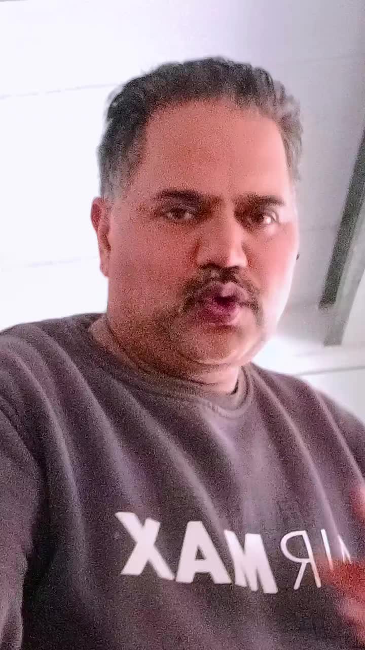@,:",:"p;:r..e.:e.,;t#*🤟🤟
