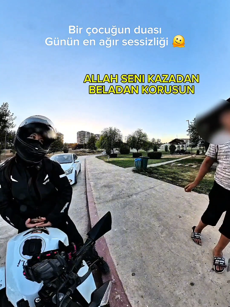 @eyoli