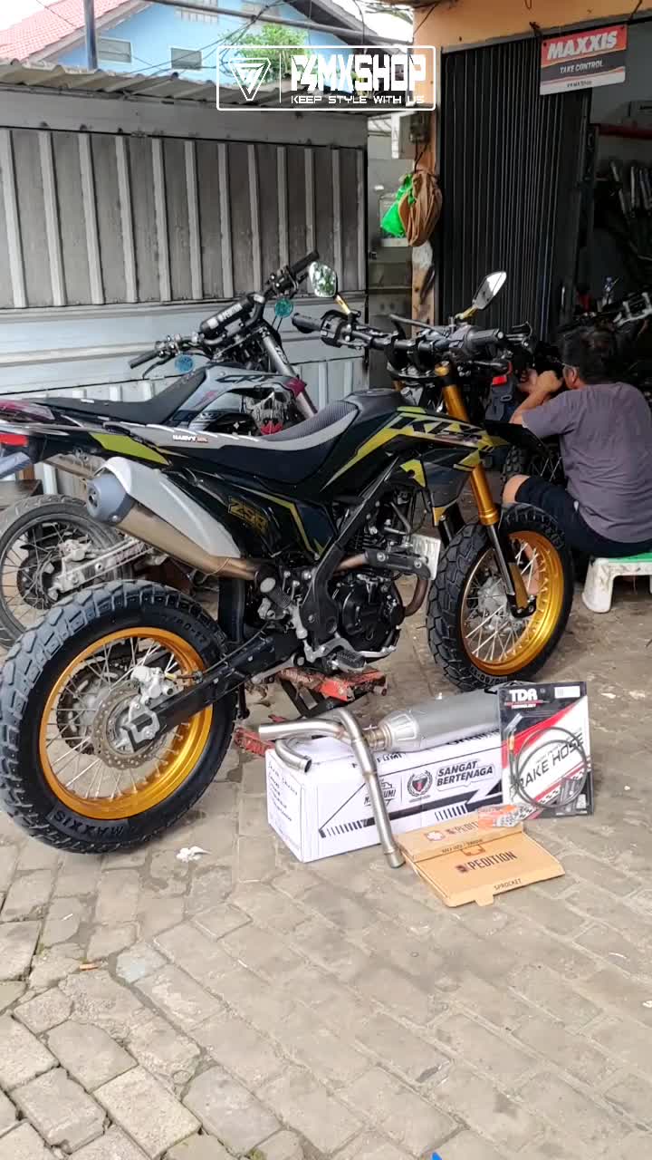 @F4mxshop