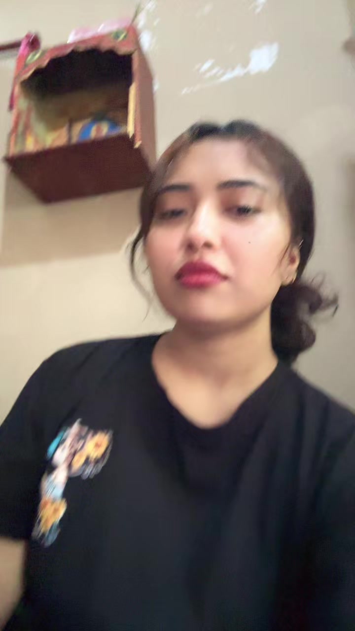 @Anjali 🖤