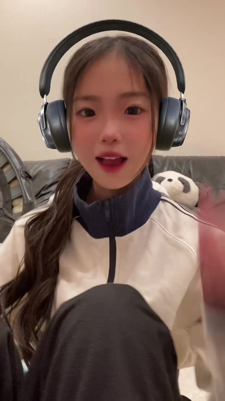 @りいさ