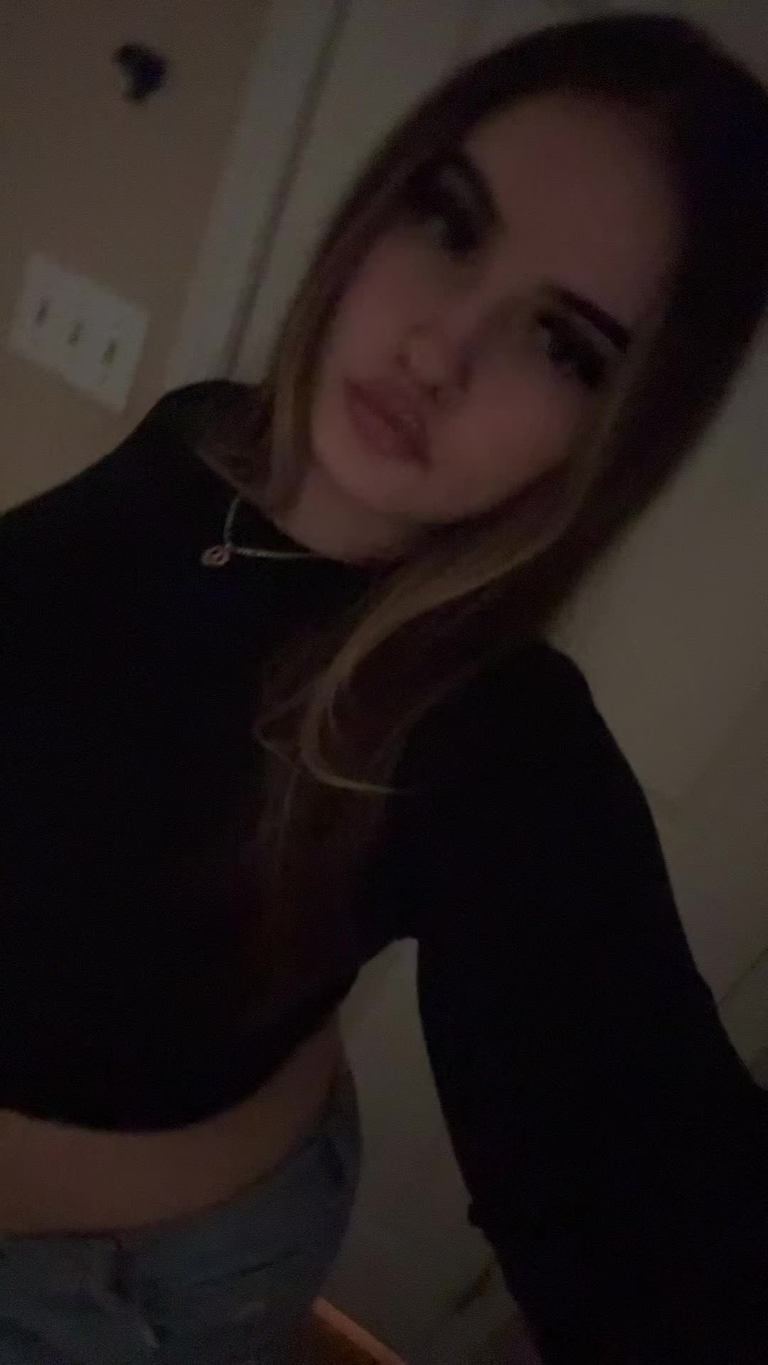 @Ainek