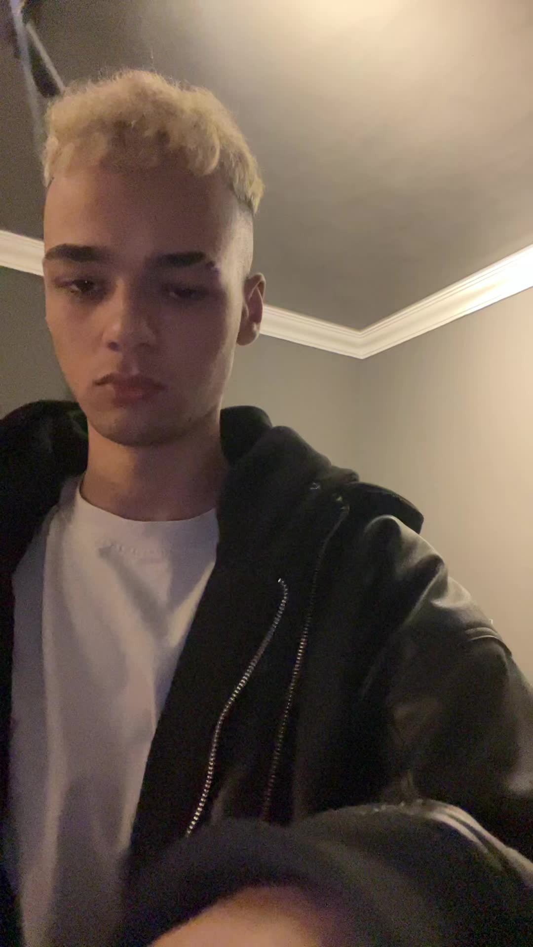 @Amr🤒