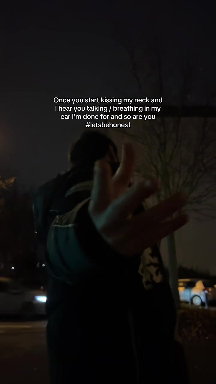 @🦋