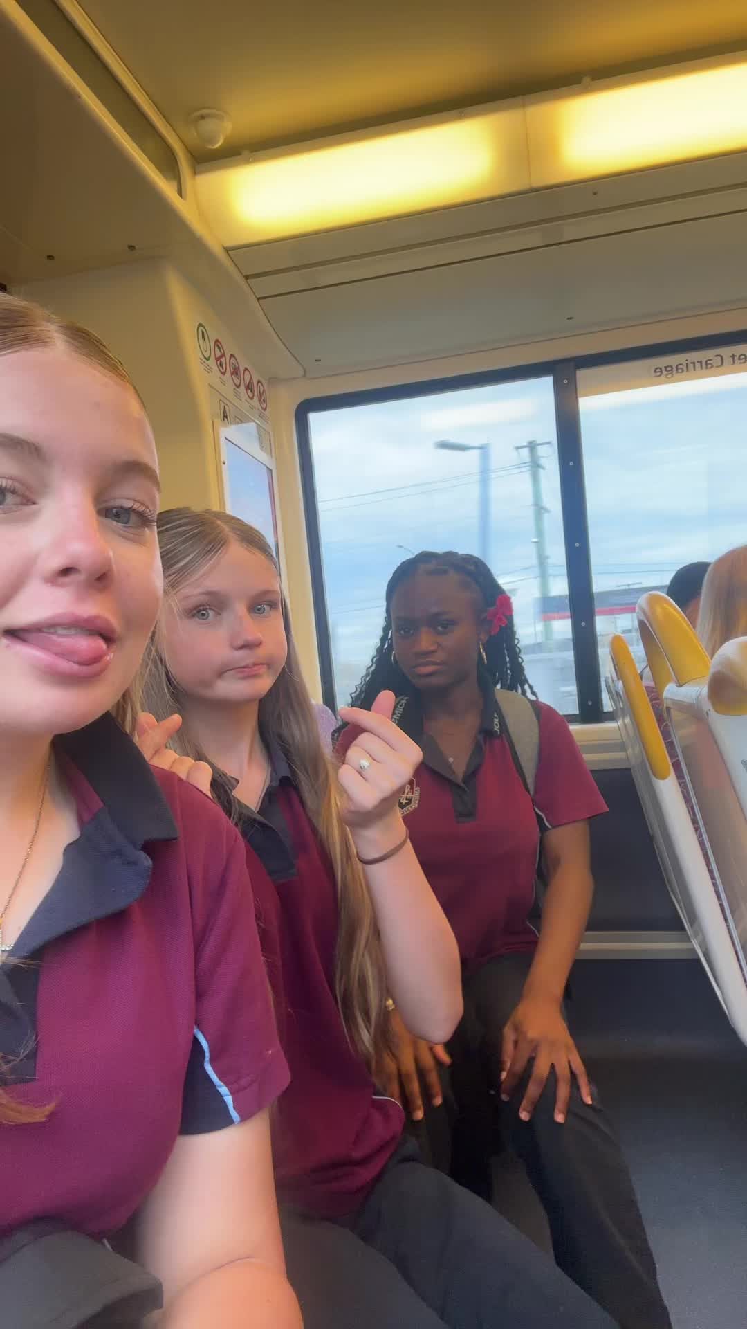 @𝓢𝓪𝓶𝓪𝓷𝓽𝓱𝓪